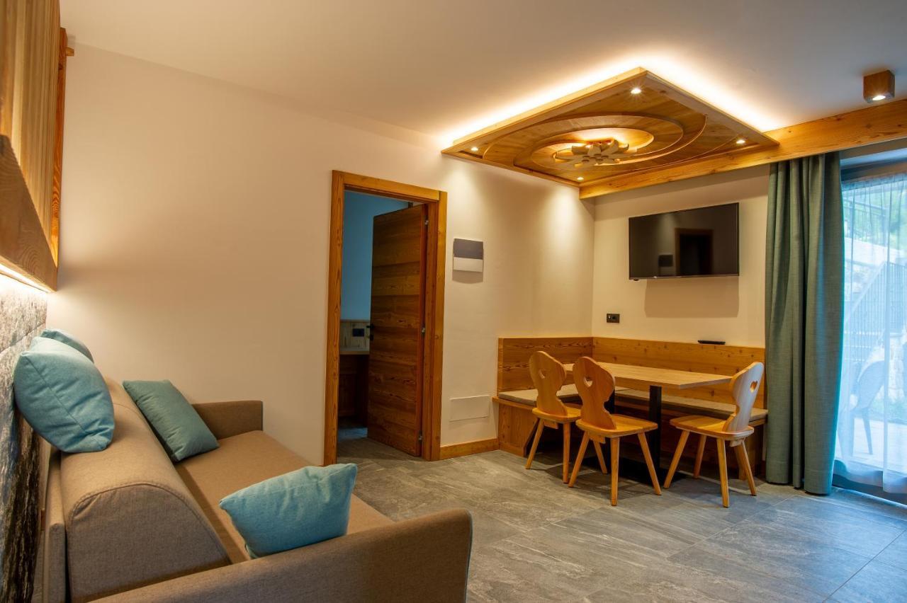 Dolomites Chalet Wolf โมลเวโน ภายนอก รูปภาพ