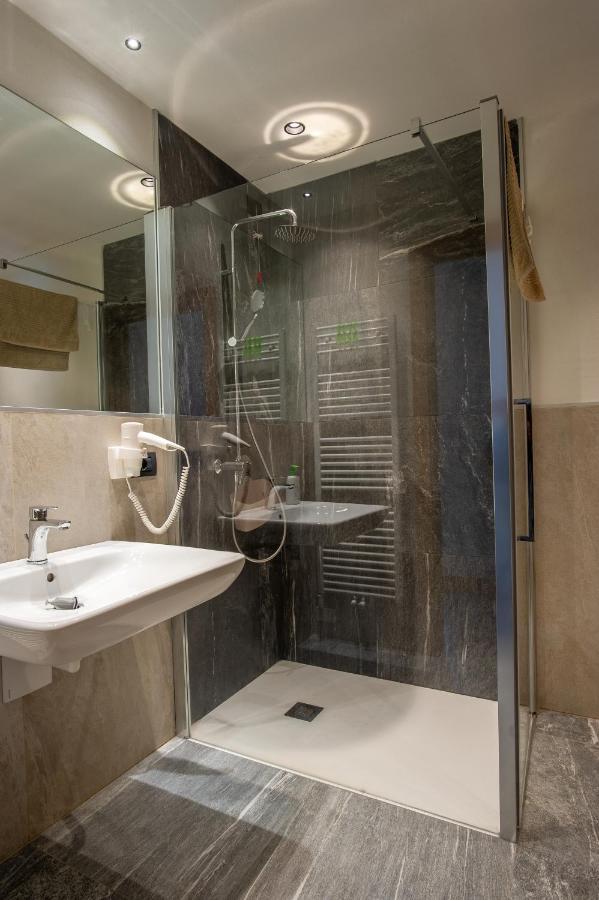 Dolomites Chalet Wolf โมลเวโน ภายนอก รูปภาพ